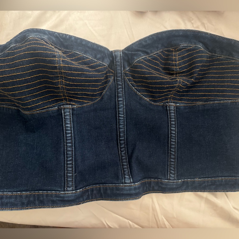 Express woman’s denim crop top - Picture 2 of 4